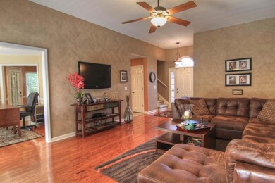 304 Castlemere Ct, Murfreesboro, TN 37130 - photo 4