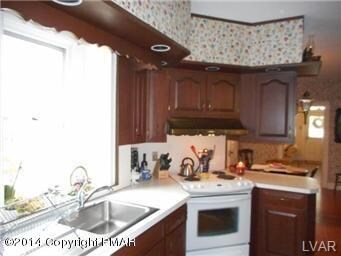 464 Meyer Rd, Nazareth, PA 18064 - photo 6