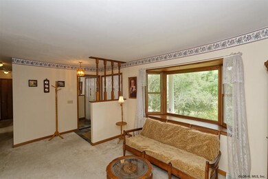 23 McDonald Ln, Rensselaer, NY 12144 - photo 4