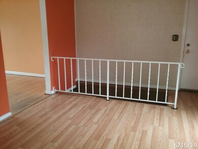 3333 Chatham Rd, Waukegan, IL 60087 - photo 5