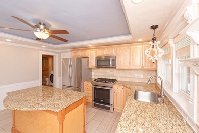50 S Main St unit 1, Uxbridge, MA 01569 - photo 3