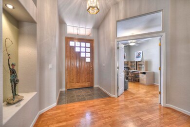 004_Foyer