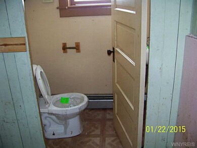 Bathroom 1st Floor 1/2 bath