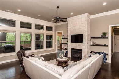 1405 NW Hermanus St, Bentonville, AR 72712 - photo 4