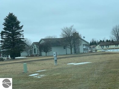 -0000- E Midsipman Dr unit 33, Au Gres, MI 48703 - photo 6