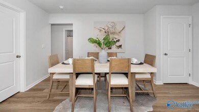 Dining Area-Similar Photo