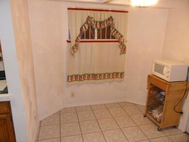 10424 Springwood Dr, El Paso, TX 79925 - photo 6