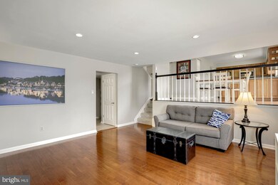 8136 Tamar Dr, Columbia, MD 21045 - photo 7