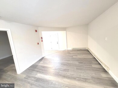 36 W Lancaster Ave unit 6, Downingtown, PA 19335 - photo 3