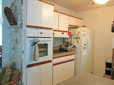 9th_Kitchen2
