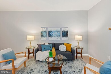 5112 Macarthur Blvd NW unit 3, Washington, DC 20016 - photo 4