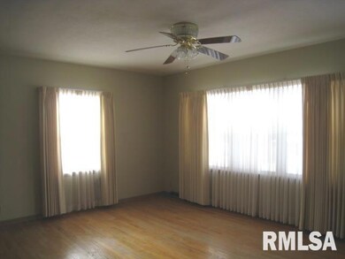 3901 28th St, Rock Island, IL 61201 - photo 5
