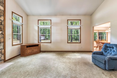 149 Oak Marr Dr, Houghton Lake, MI 48629 - photo 4