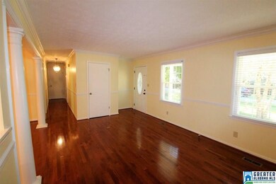 302 Dennis St, Weaver, AL 36277 - photo 6