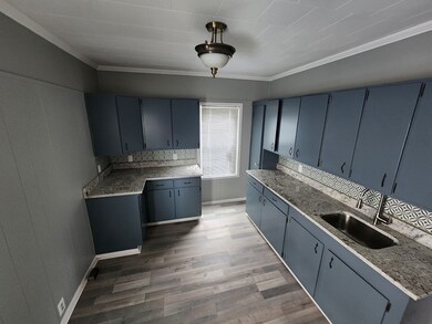 351 Tecumseh St unit 1, Fall River, MA 02721 - photo 4