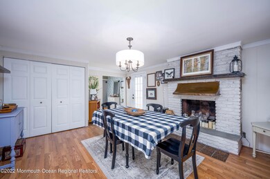 209 Maple Ave