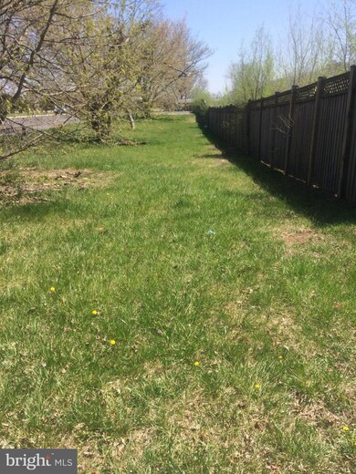 1570 Commerce St, Winchester, VA 22601 - photo 5