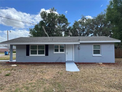 29 N Hendry Ave, Fort Meade, FL 33841 - photo 2