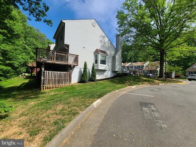 4201 Jonathan Ct, Dumfries, VA 22025 - photo 5