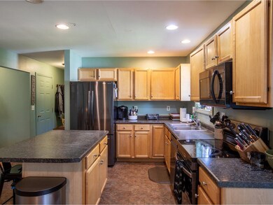 201 Pearl St, Saint Albans, VT 05478 - photo 5
