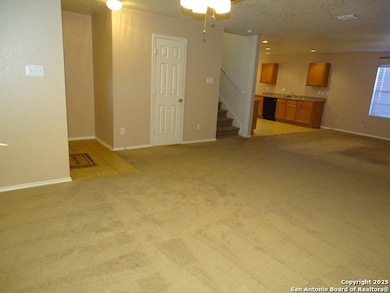 153 Hinge Chase unit 101, Cibolo, TX 78108 - photo 4