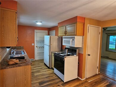 2 Colony Rd, Riverside, RI 02915 - photo 4