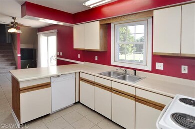 8865 Angling Rd, Portage, MI 49024 - photo 6