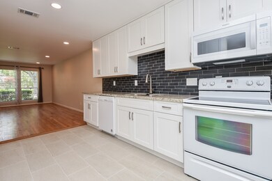 14204 Misty Meadow Ln, Houston, TX 77079 - photo 7