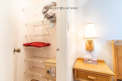 6300 Seawall Blvd unit 6105, Galveston, TX 77551 - photo 7