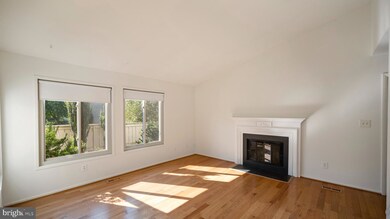 9445 Gentle Cir, Montgomery Village, MD 20886 - photo 5