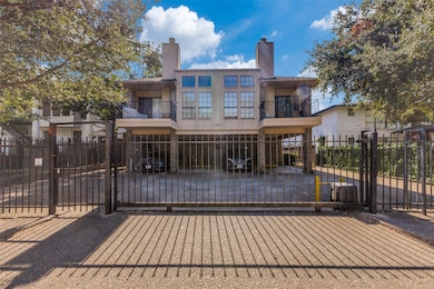 3909 Rawlins St unit 108, Dallas, TX 75219 - photo 2