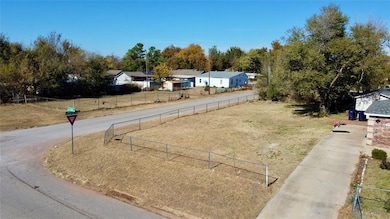 View of yard with view of scattered trees