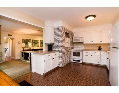 30 Cross St, Medfield, MA 02052 - photo 7