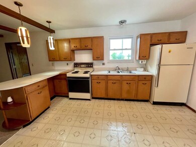 1504 Rue Royale Ct, Kokomo, IN 46902 - photo 3