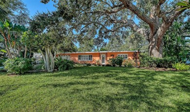 304 21st St W, Bradenton, FL 34205 - photo 4