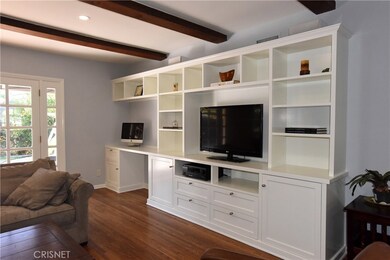 4723 Don Pio Dr, Woodland Hills, CA 91364 - photo 4