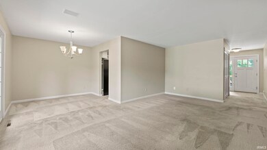 504 E 1st St, Auburn, IN 46706 - photo 4