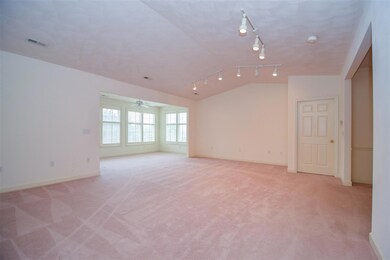 03-4825 Glen Ivy Unit 318-41