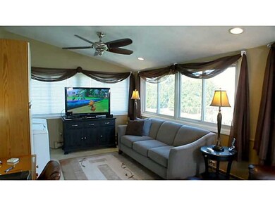 58 Spring St, Riverside, RI 02915 - photo 4