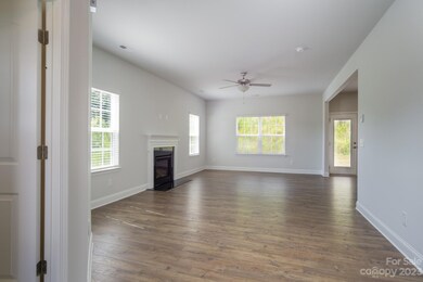 207 Macon Dr unit 46, Statesville, NC 28625 - photo 4