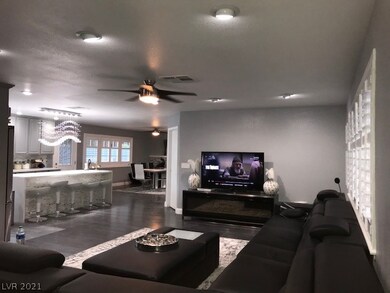 3671 N Rosecrest Cir, Las Vegas, NV 89121 - photo 5