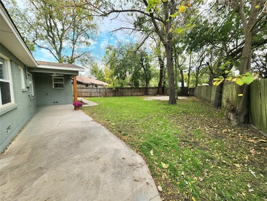 1702 Merrywood Way, Gainesville, TX 76240 - photo 6