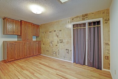 2020 Lundy Ln, Friendswood, TX 77546 - photo 6