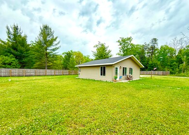 4223 S Harvard Ave, Baldwin, MI 49304 - photo 5