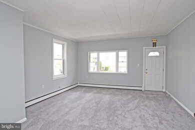 45 Willow Ave, Slatington, PA 18080 - photo 5