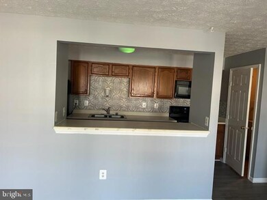 901 Cedar Crest Ct unit H, Edgewood, MD 21040 - photo 2