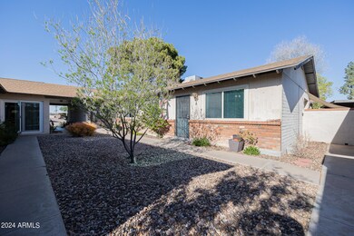 1139 E Redmon Dr unit A, Tempe, AZ 85283 - photo 3