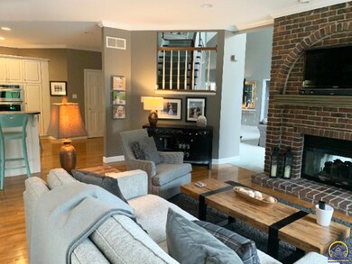 3713 SW Clarion Park Dr, Topeka, KS 66610 - photo 4