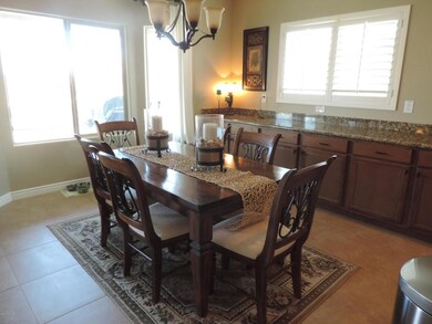 EAT-IN KITCHEN WITH BAY WINDOW!