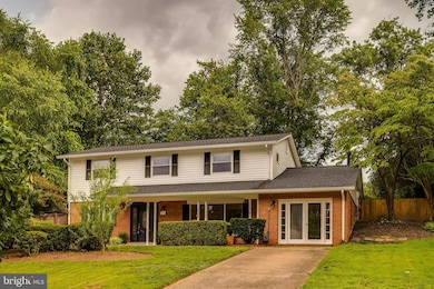 5307 Richardson Dr, Fairfax, VA 22032 - photo 2